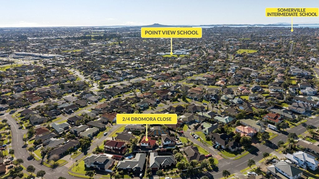 2/4 Dromora Close, Dannemora, Auckland - Carousel 1
