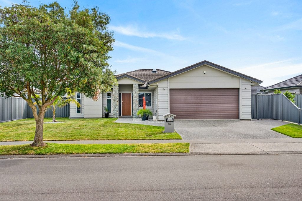 50 Kapiti Drive, Poraiti, Napier - Carousel 36