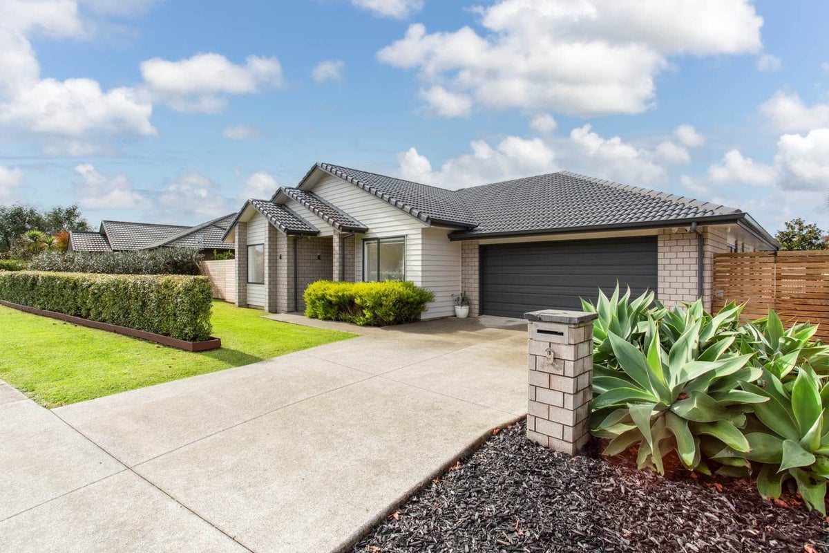 9 Grove Way, Riverhead, Riverhead - Carousel 1