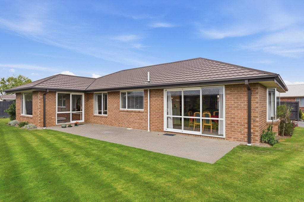 19 Carradale Avenue, Broomfield, Christchurch - Carousel 2