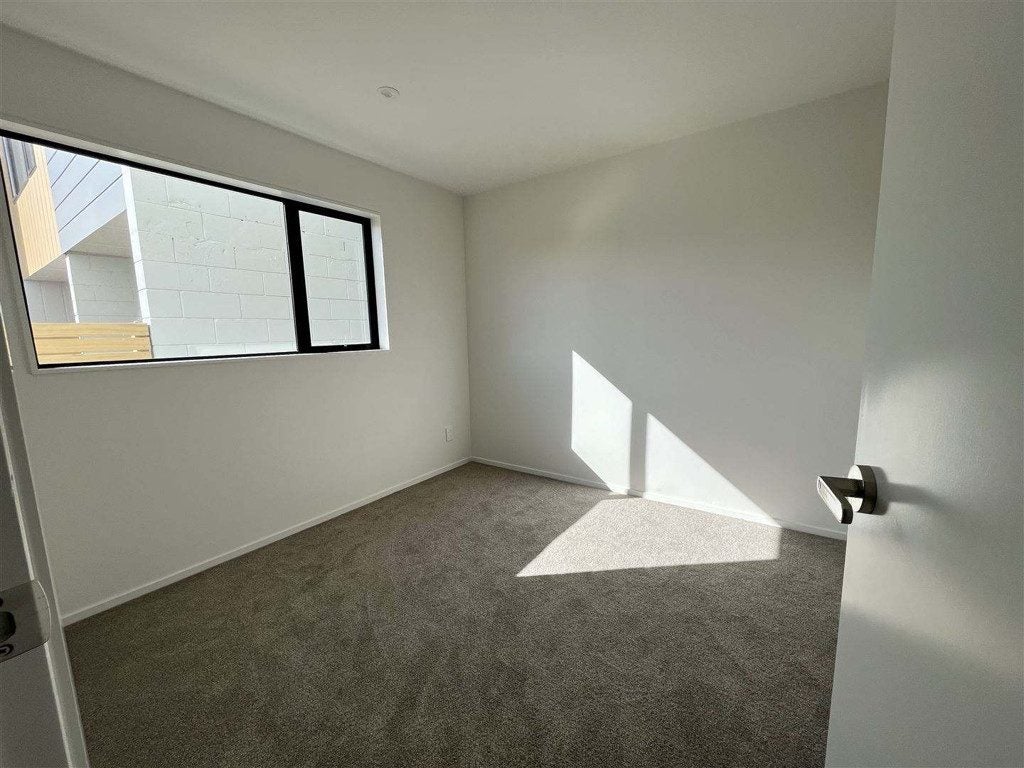 2/115 Swanson Road, Swanson, Waitakere City, Auckland - Carousel 7