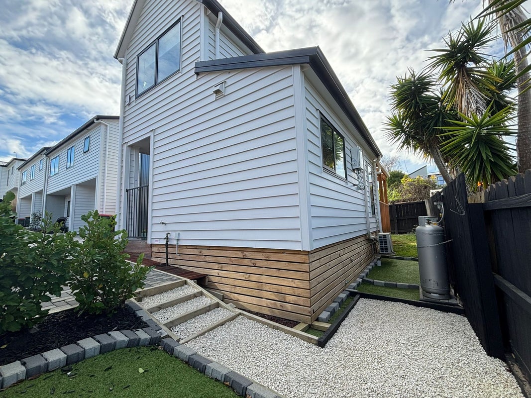 38D Udys Road, Pakuranga, Auckland - Carousel 1