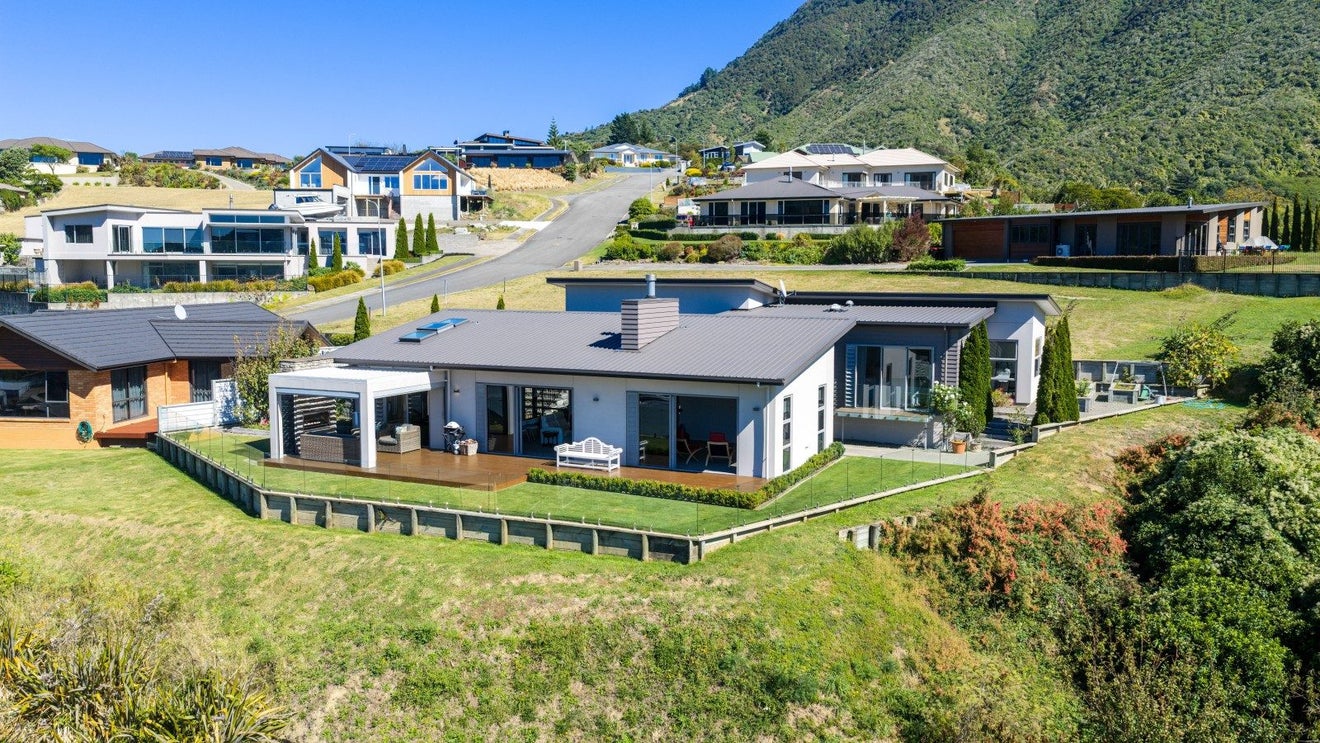 16 Harbour View Heights, Picton, Picton - Carousel 2