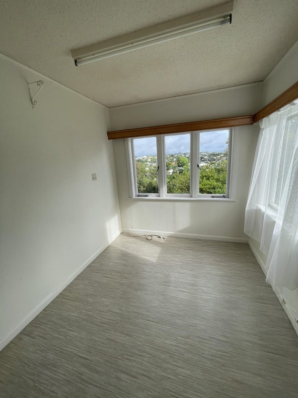 590 Beach Road, Rothesay Bay, Auckland - Carousel 9
