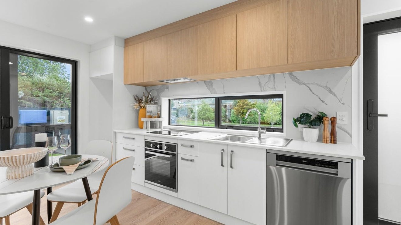 6/101 Wainui Street, Riccarton, Christchurch - Carousel 1