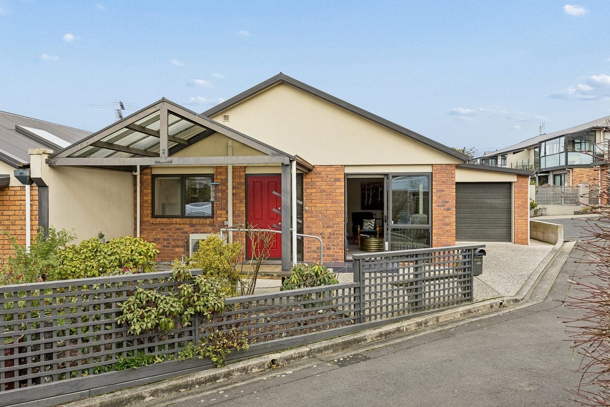 202B South Road, Caversham, Dunedin - Carousel 1