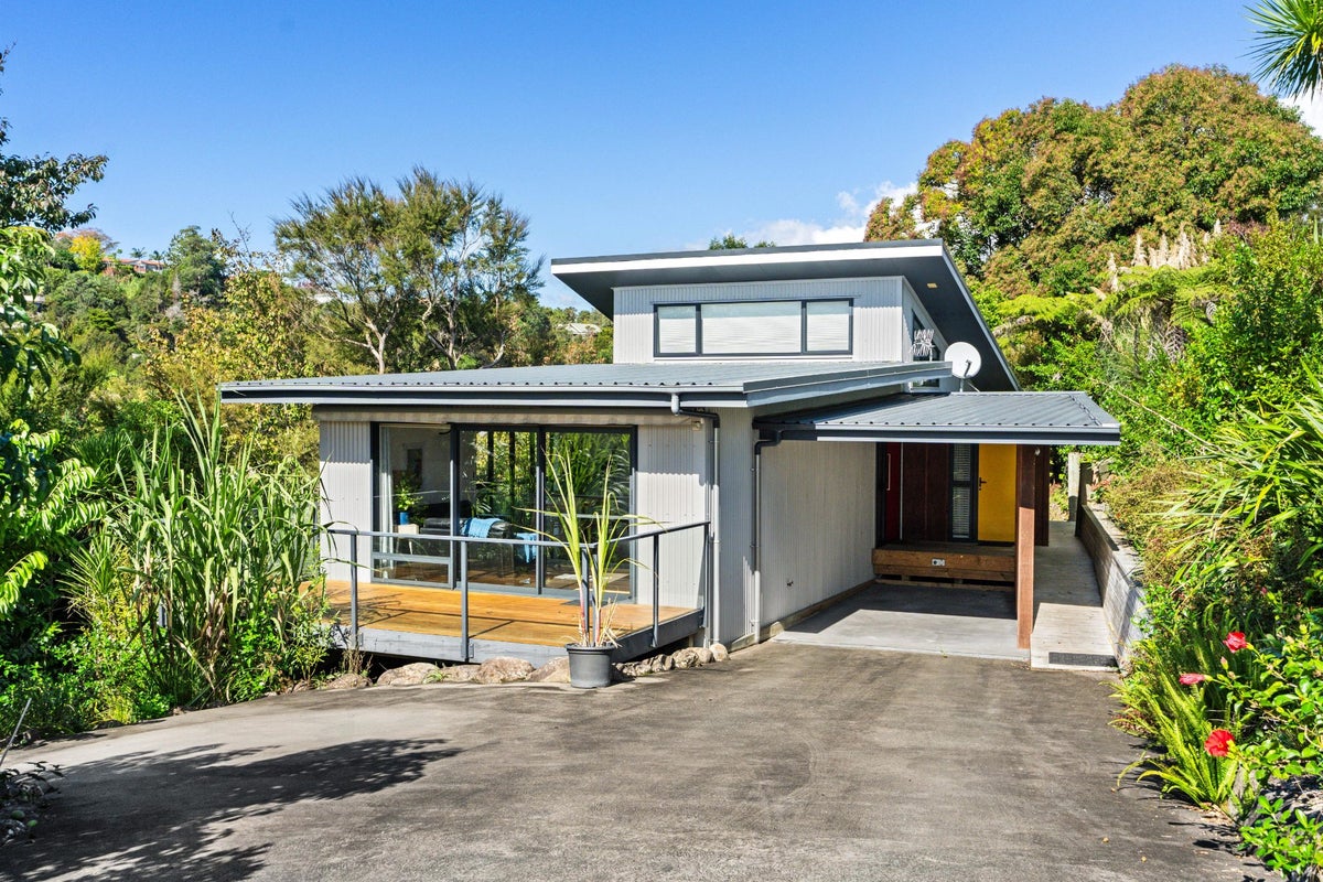 1B Dundonald Street, Riverside, Whangarei - Carousel 1