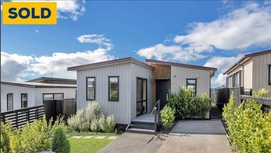 18 Canna Street, Totara Park, Auckland - Carousel 1