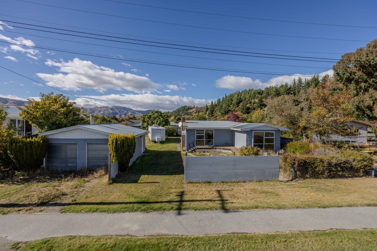 7 Hopkins Street, Cromwell - Carousel 1