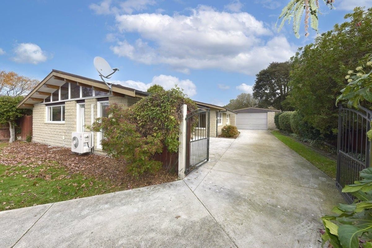 19 Ashfield Place, Ilam, Christchurch - Carousel 2