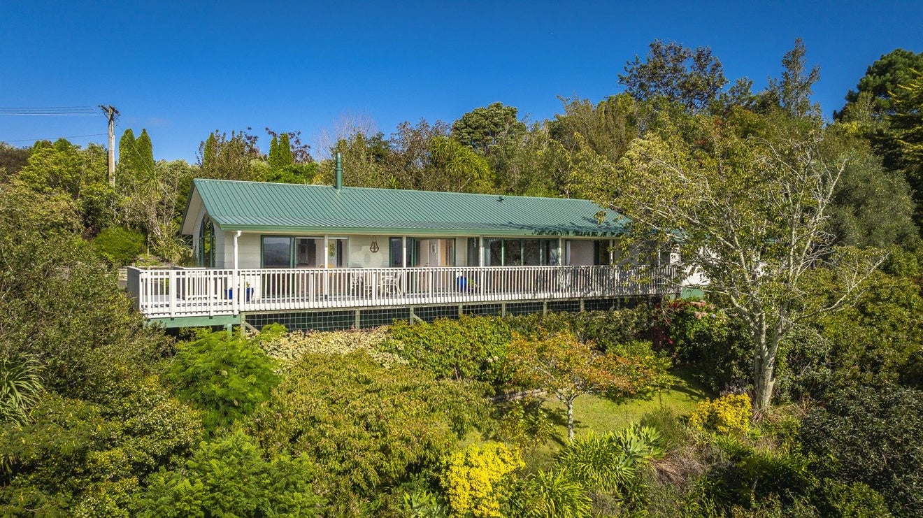 74 Kaimata Road, Bay View, Napier - Carousel 1