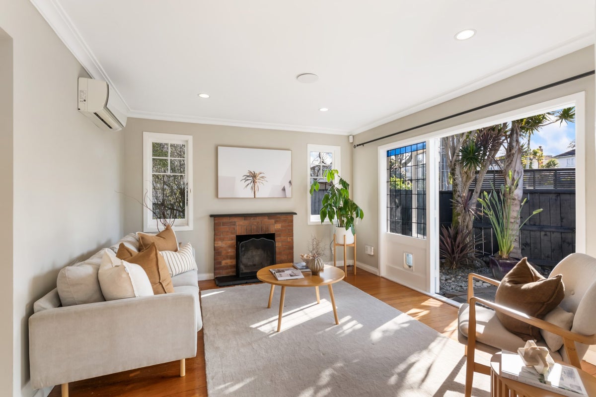 1/36 Arawa Street, New Lynn, Auckland - Carousel 2