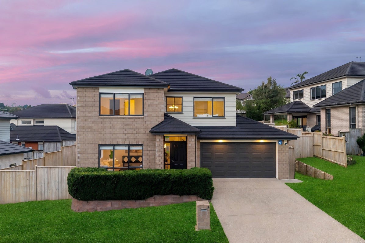 4 Beros Place, Flat Bush, Auckland - Carousel 24