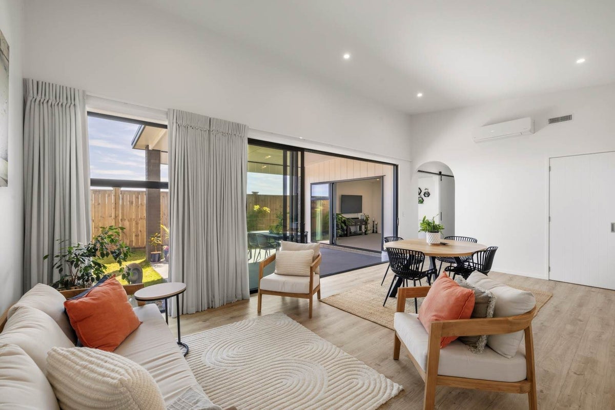 5 Citrina Close, Papamoa Beach, Papamoa - Carousel 2