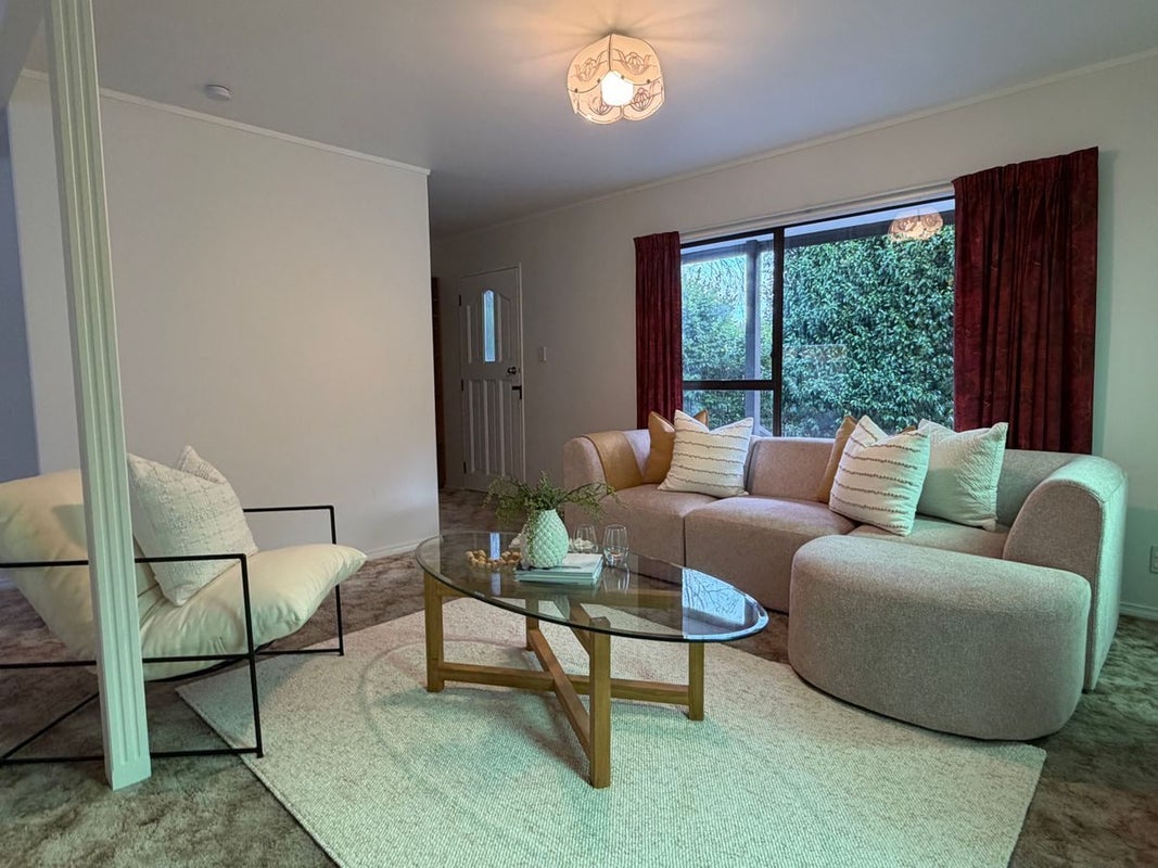 16 Willowstream Grove, Cloverlea, Palmerston North - Carousel 2