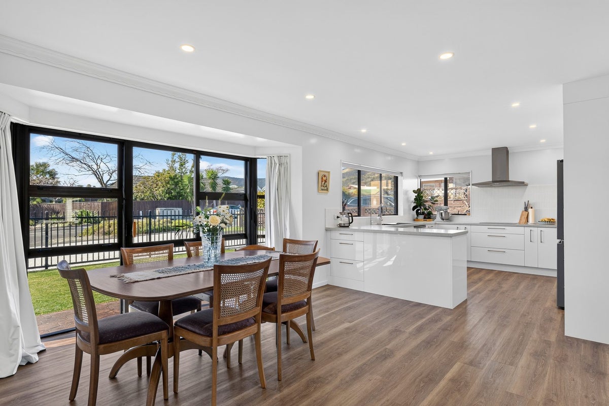 22 Chelsea Avenue, Richmond, Richmond - Carousel 2