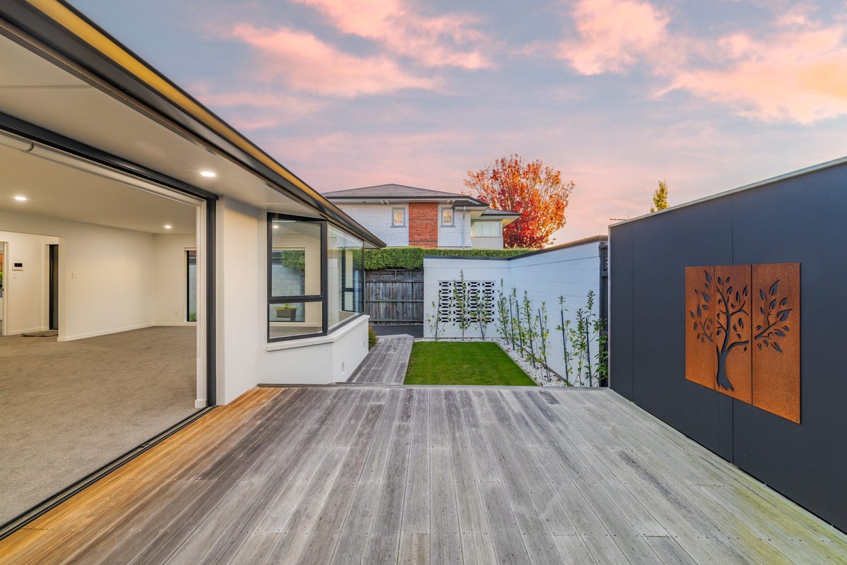 33 Church Lane, Merivale, Christchurch - Carousel 2