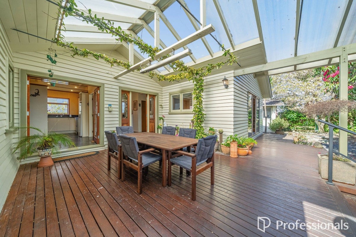 15 Tennyson Avenue, Avalon, Lower Hutt - Carousel 1