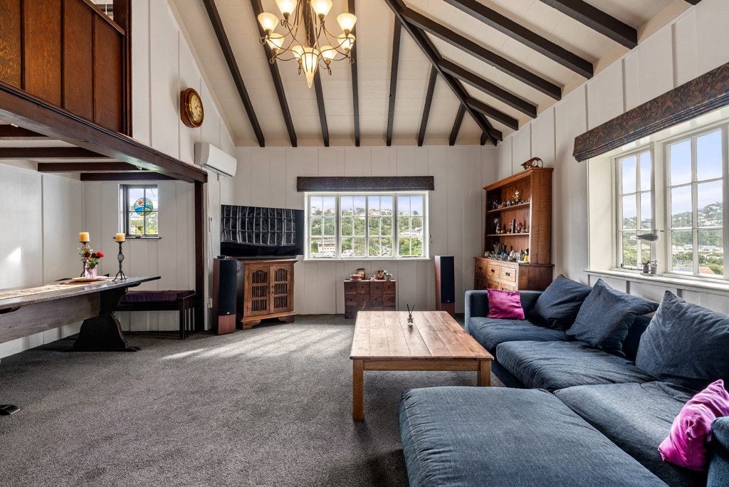 23 St Michaels Crescent, Kelburn, Wellington - Carousel 2