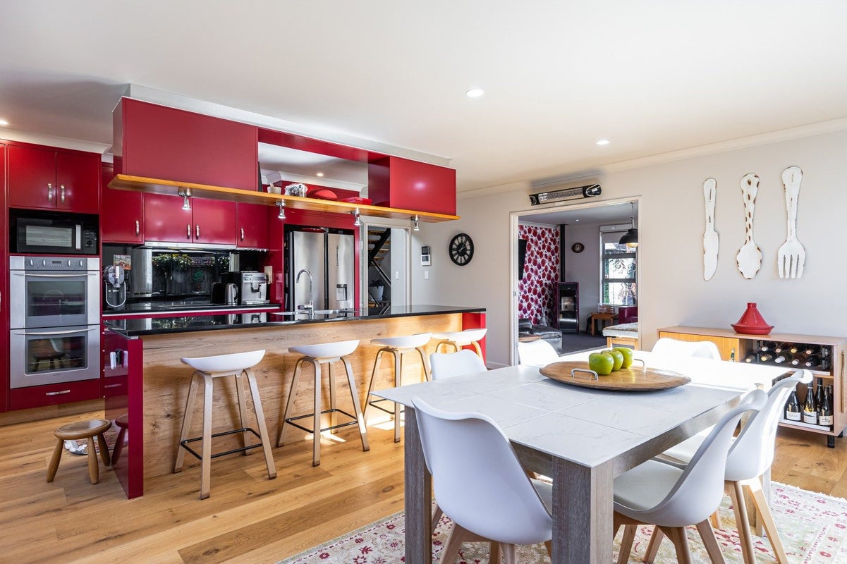 15 Dillon Street, Blenheim - Carousel 2