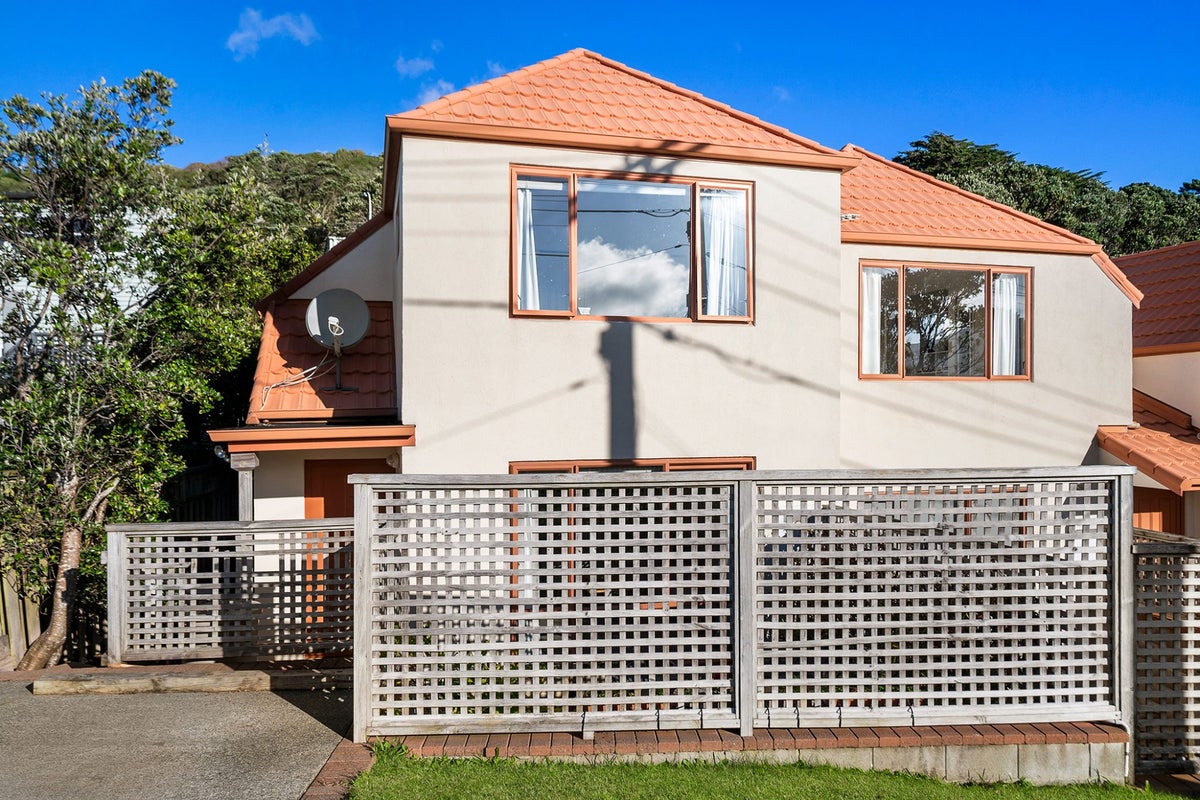 3 Bankot Crescent, Ngaio, Wellington - Carousel 1