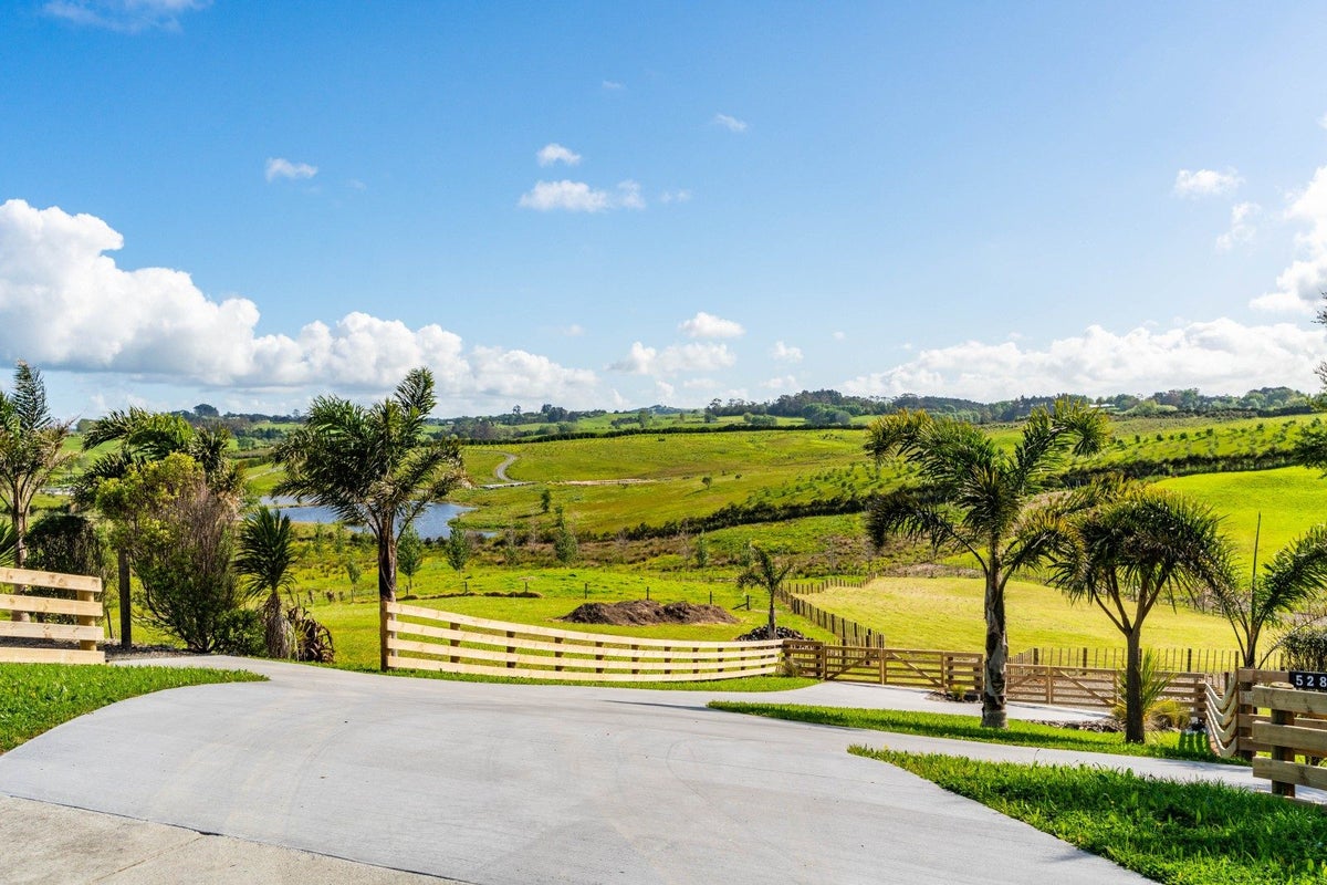 20B Valley View Lane, Hakaru, Kaiwaka - Carousel 2