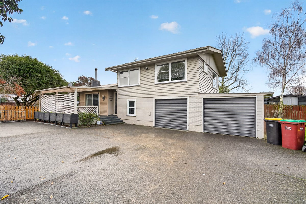 5 Mabson Terrace, Masterton - Carousel 1