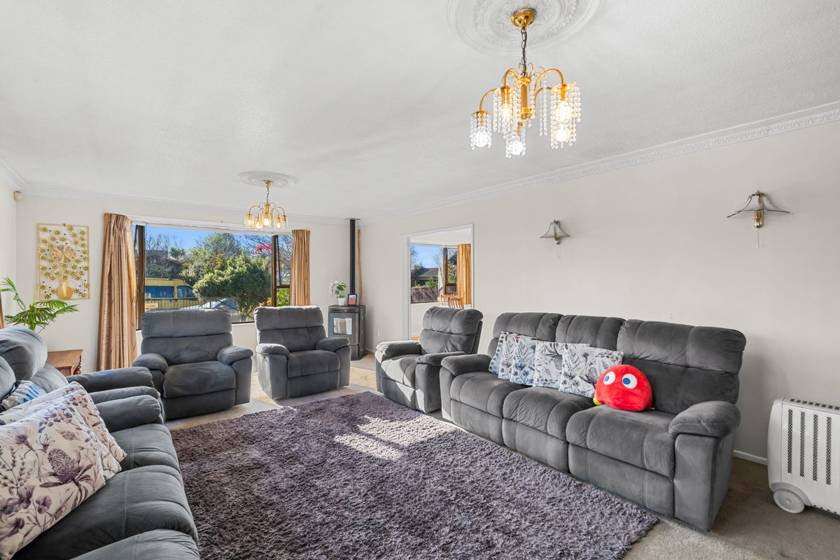 31 Montclare Avenue, Ilam, Christchurch - Carousel 2