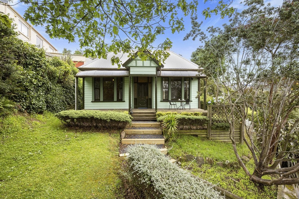 1 Oates Street, Kaikorai, Dunedin - Carousel 2