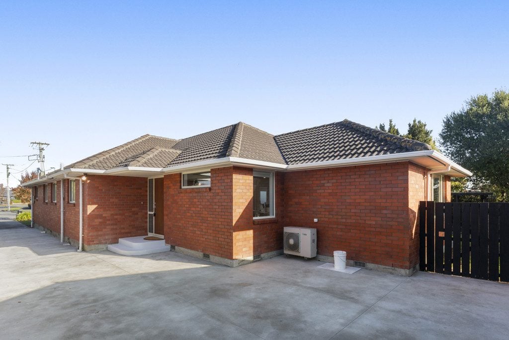 25 Bideford Place, Dallington, Christchurch - Carousel 24