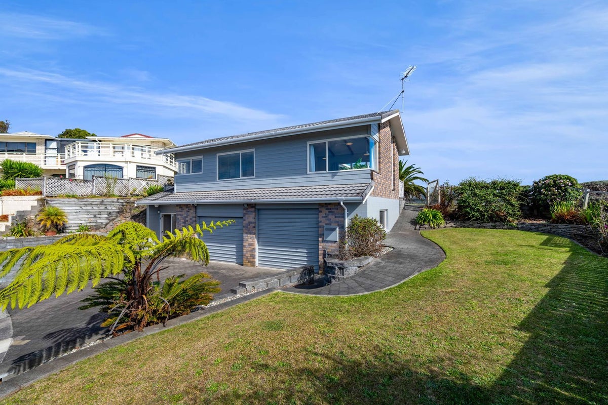 6 Renown Place, Spotswood, New Plymouth - Carousel 20
