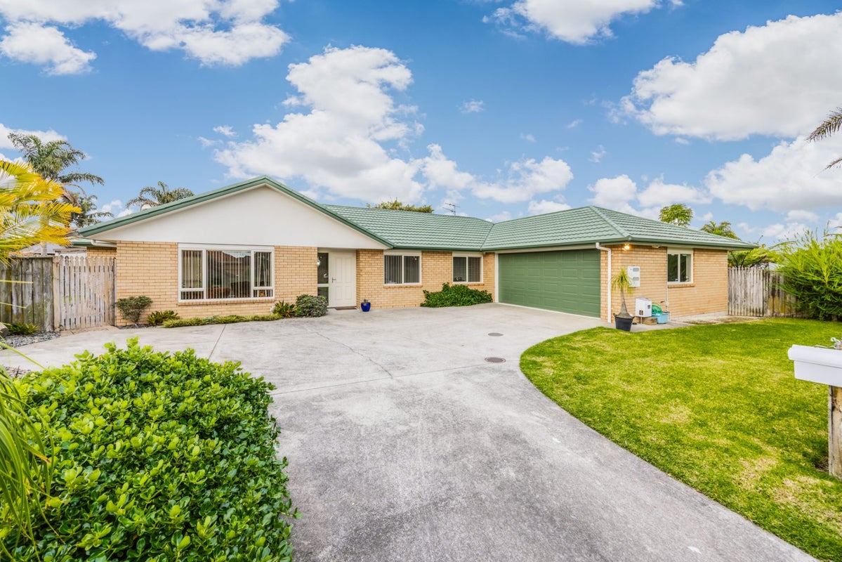 28 Moss Crescent, Takanini, Auckland - Carousel 2