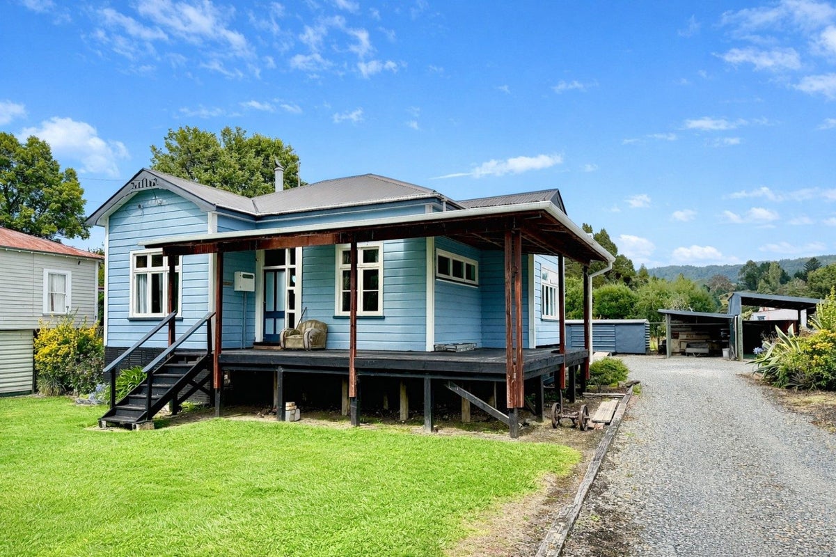 28 Huia Street, Ohura, Ruapehu, Manawatu / Whanganui - Carousel 1