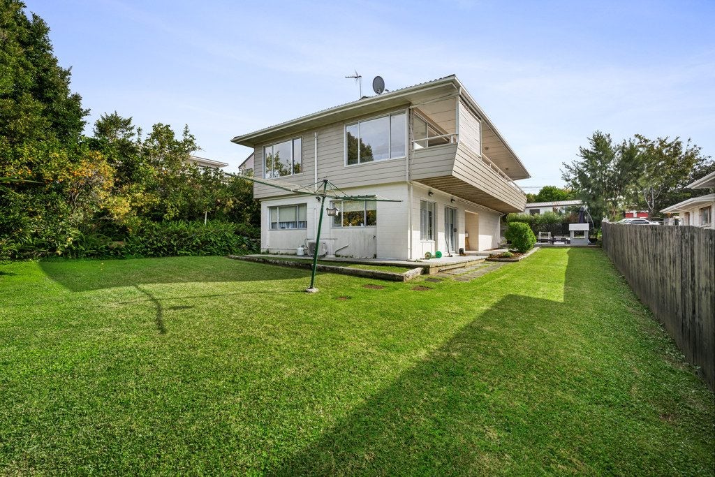211 Royal Road, Massey, Auckland - Carousel 2