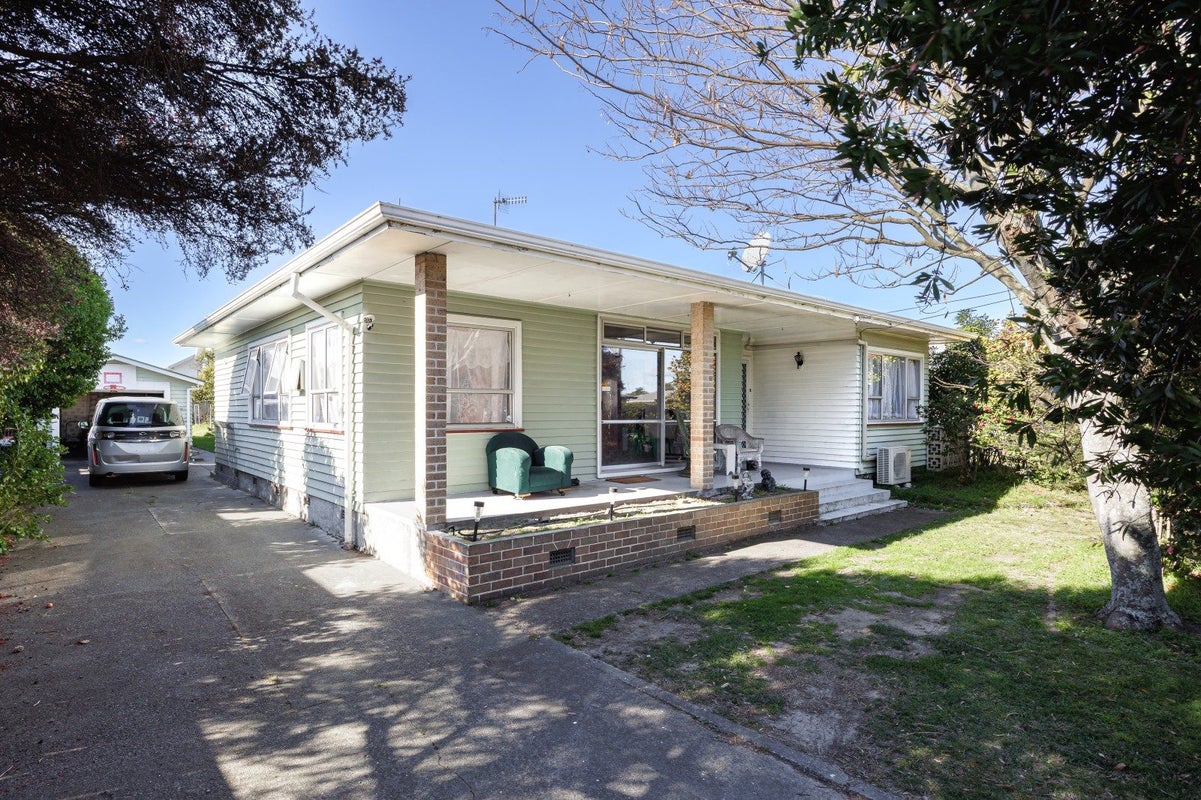 38 Wycliffe Street, Onekawa, Napier - Carousel 1