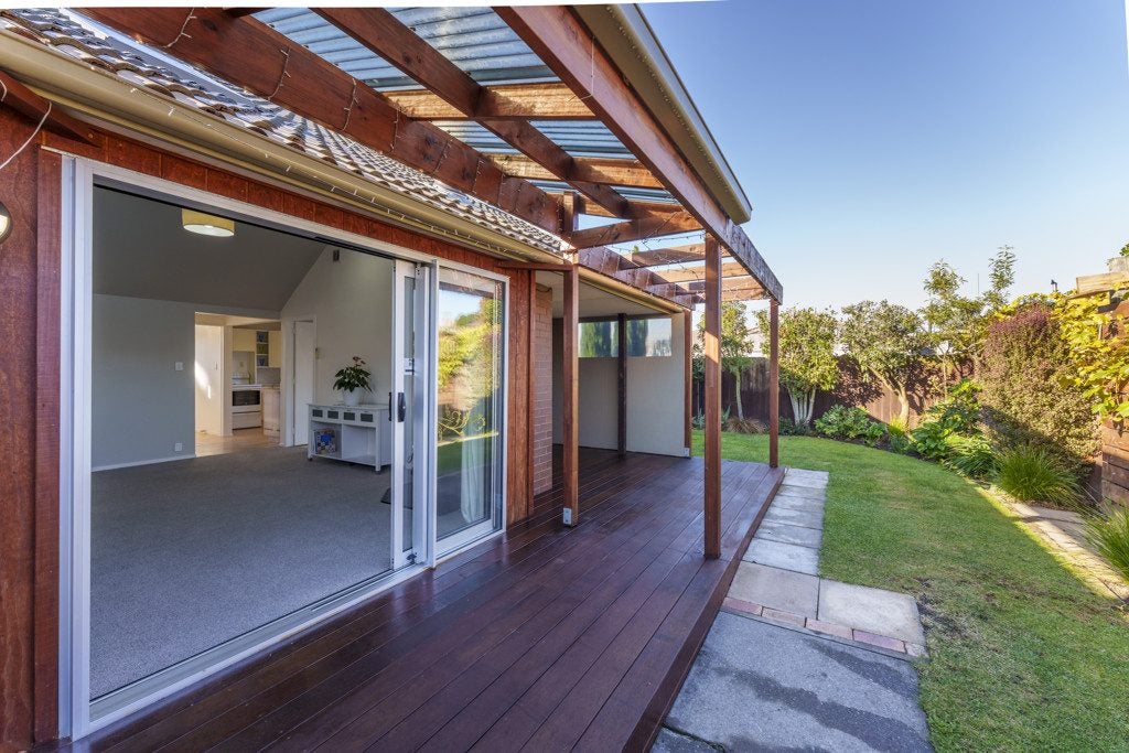 2/49 Sarabande Avenue, Redwood, Christchurch - Carousel 2