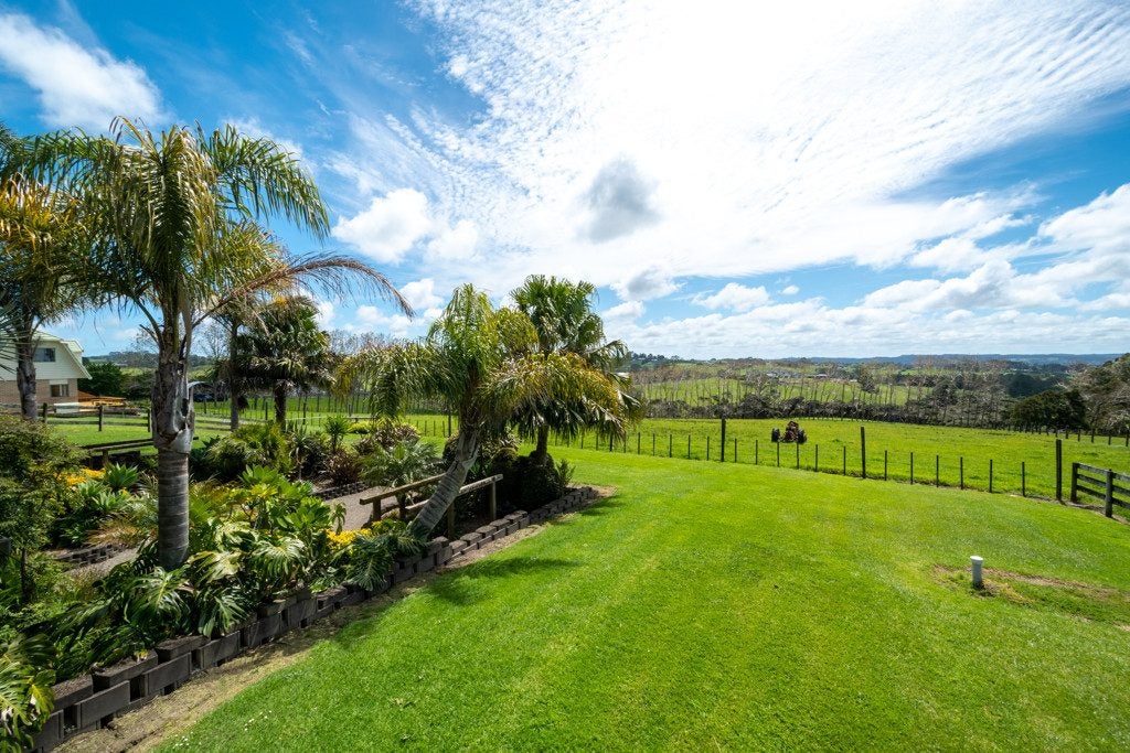 14 Peters Lane, Henderson - Carousel 1