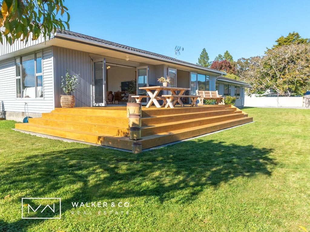 1A Ebdentown Street, Ebdentown, Upper Hutt - Carousel 2