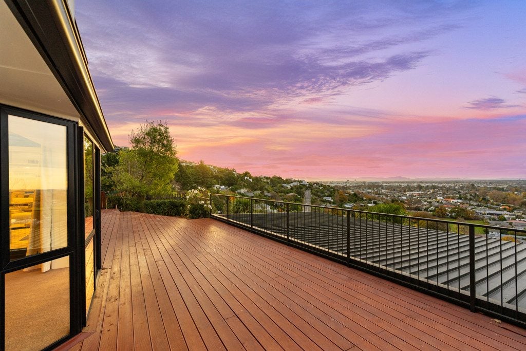 5 Errol Lane, Huntsbury, Christchurch - Carousel 1