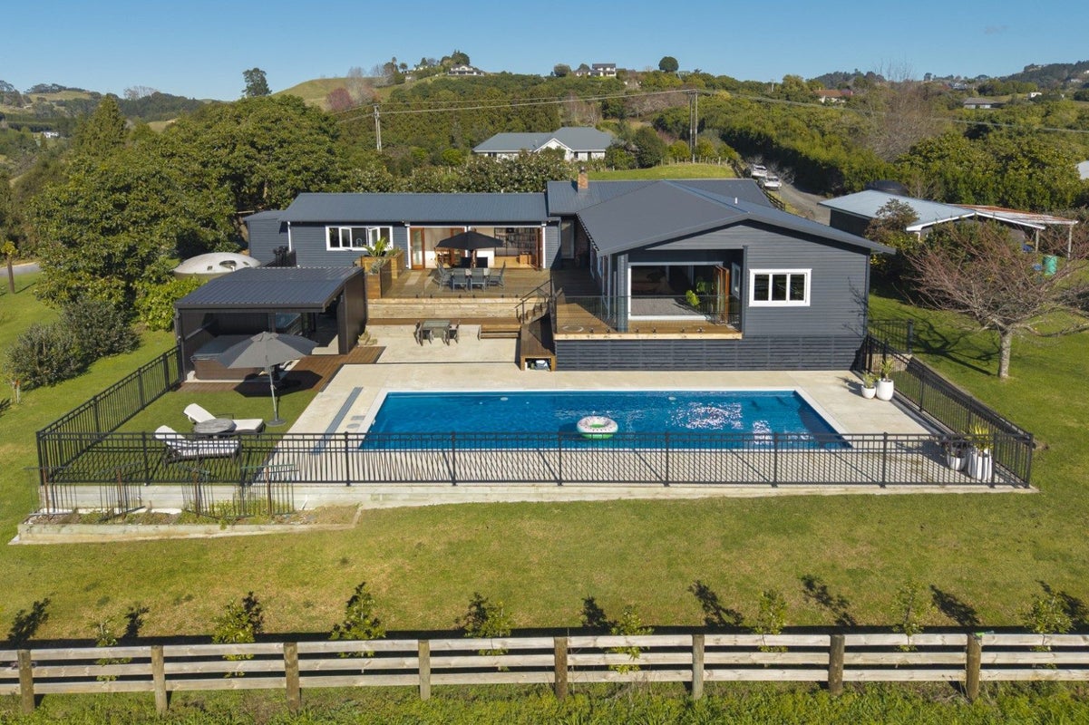 74B Oliver Road, Minden, Tauranga - Carousel 1