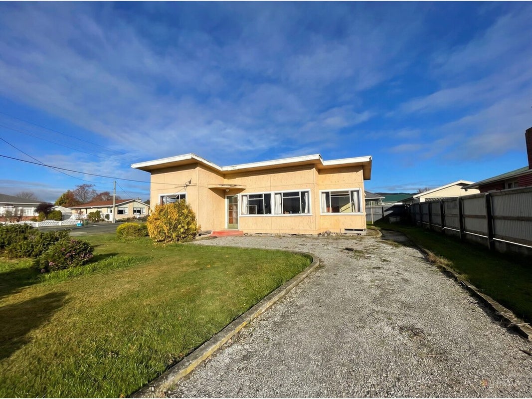 3 Bond Street, Waimate, Waimate - Carousel 1