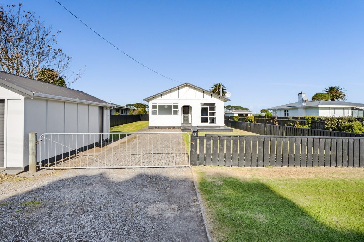 121 Ihaia Road, Opunake, Opunake - Carousel 18