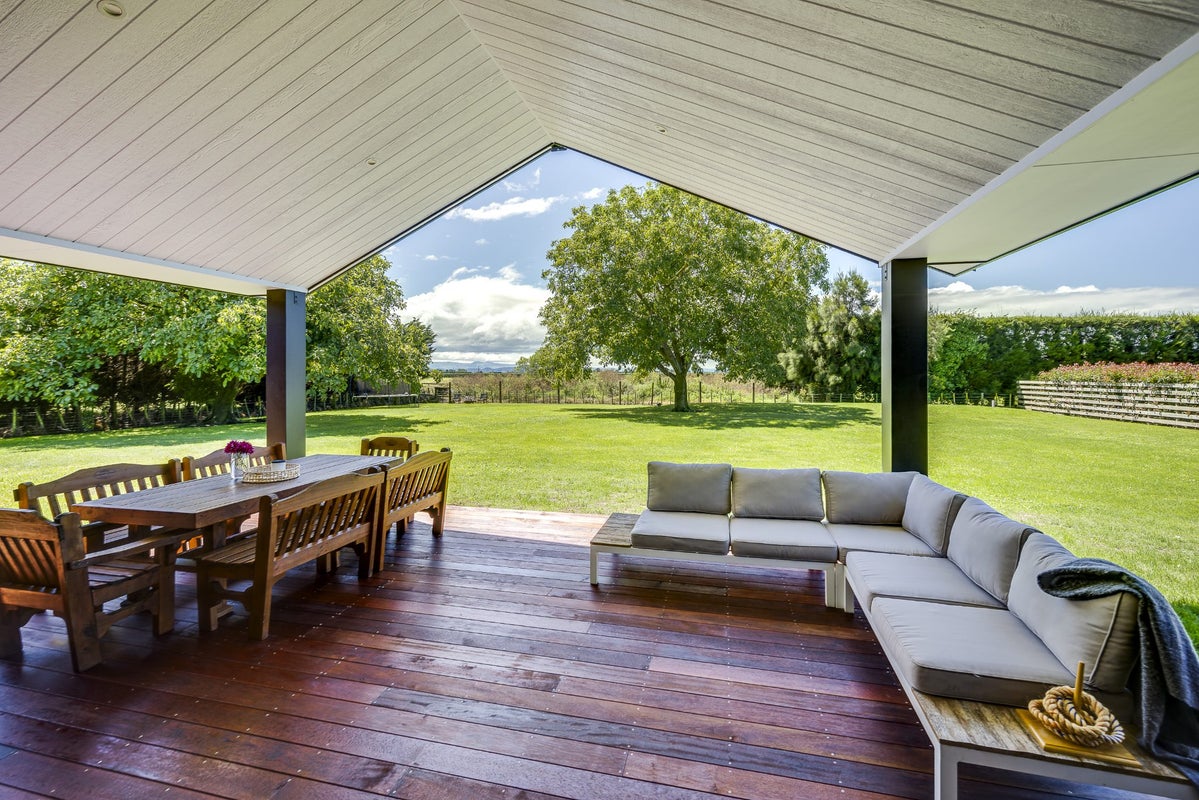 252 Meeanee Road, Meeanee, Napier - Carousel 1