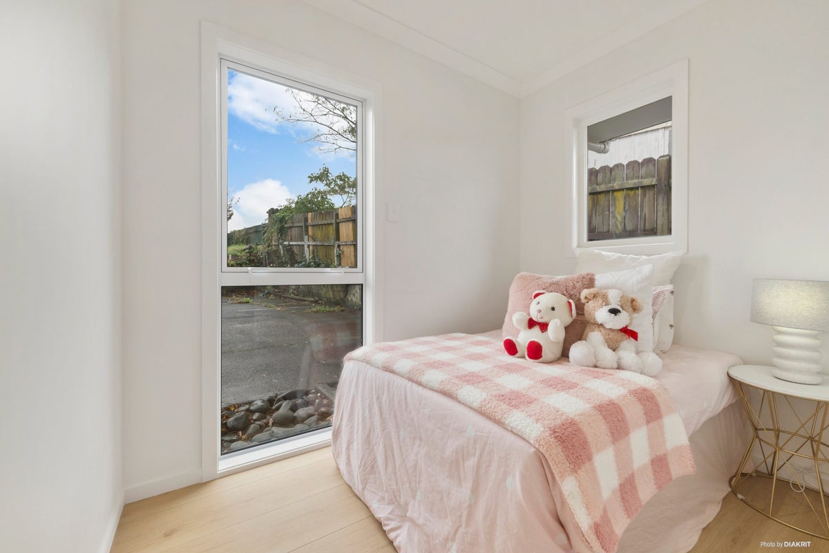 1/93 Barrack Road, Mount Wellington, Auckland - Carousel 8