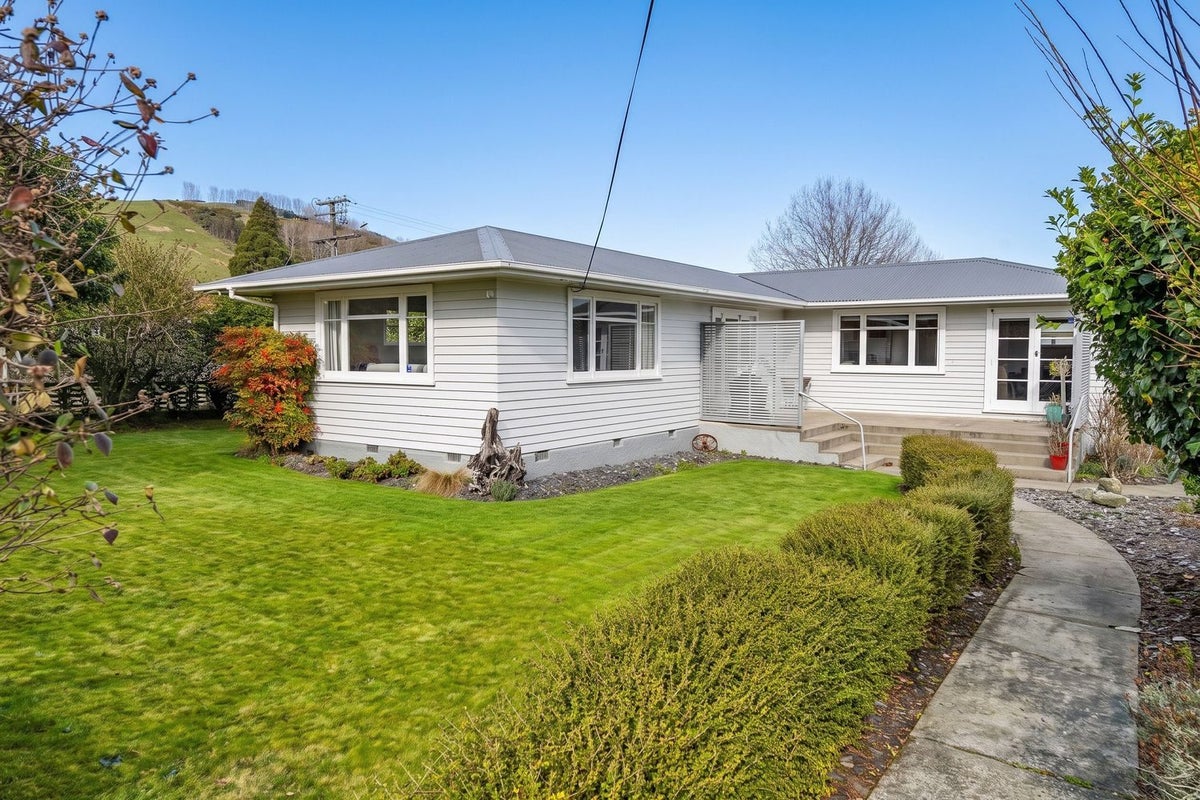 266 Songer Street, Stoke, Nelson - Carousel 1
