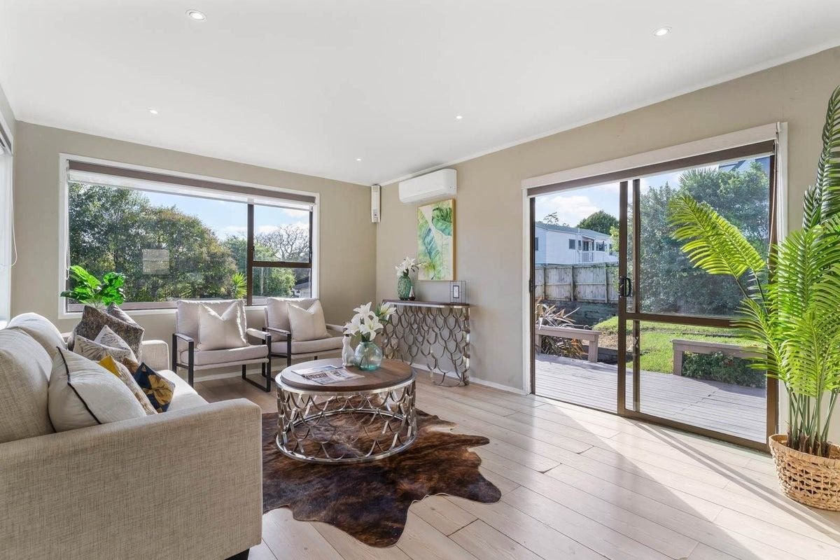 9 Glucina Place, Glen Eden, Waitakere City, Auckland - Carousel 2