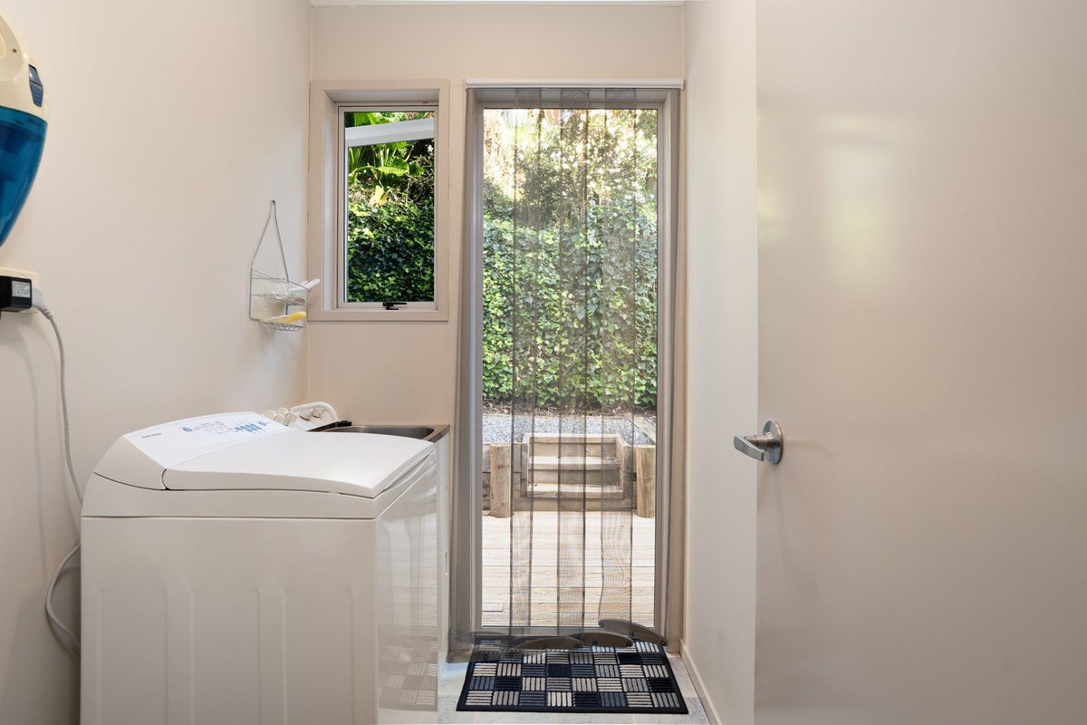 7 Fergusson Way, Judea, Tauranga - Carousel 2