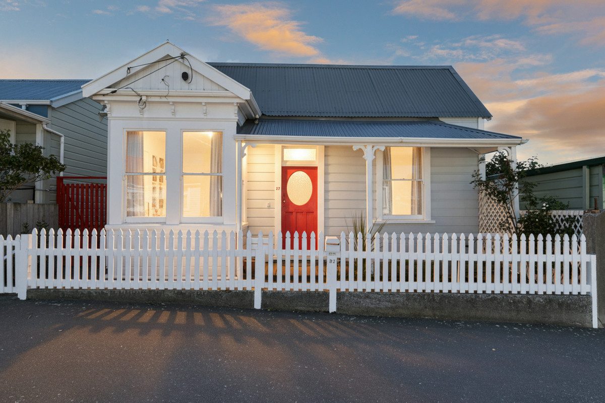 37 Donald Mclean Street, Newtown, Wellington - Carousel 1