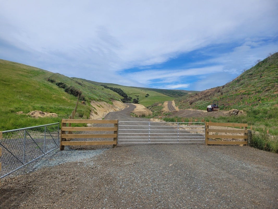 990B Waihola Highway, Waihola, Clutha, Otago - Carousel 2