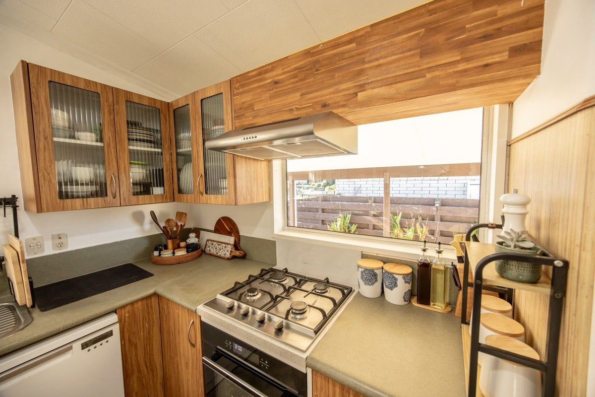 27 Havelock Avenue, Westbrook, Palmerston North - Carousel 2